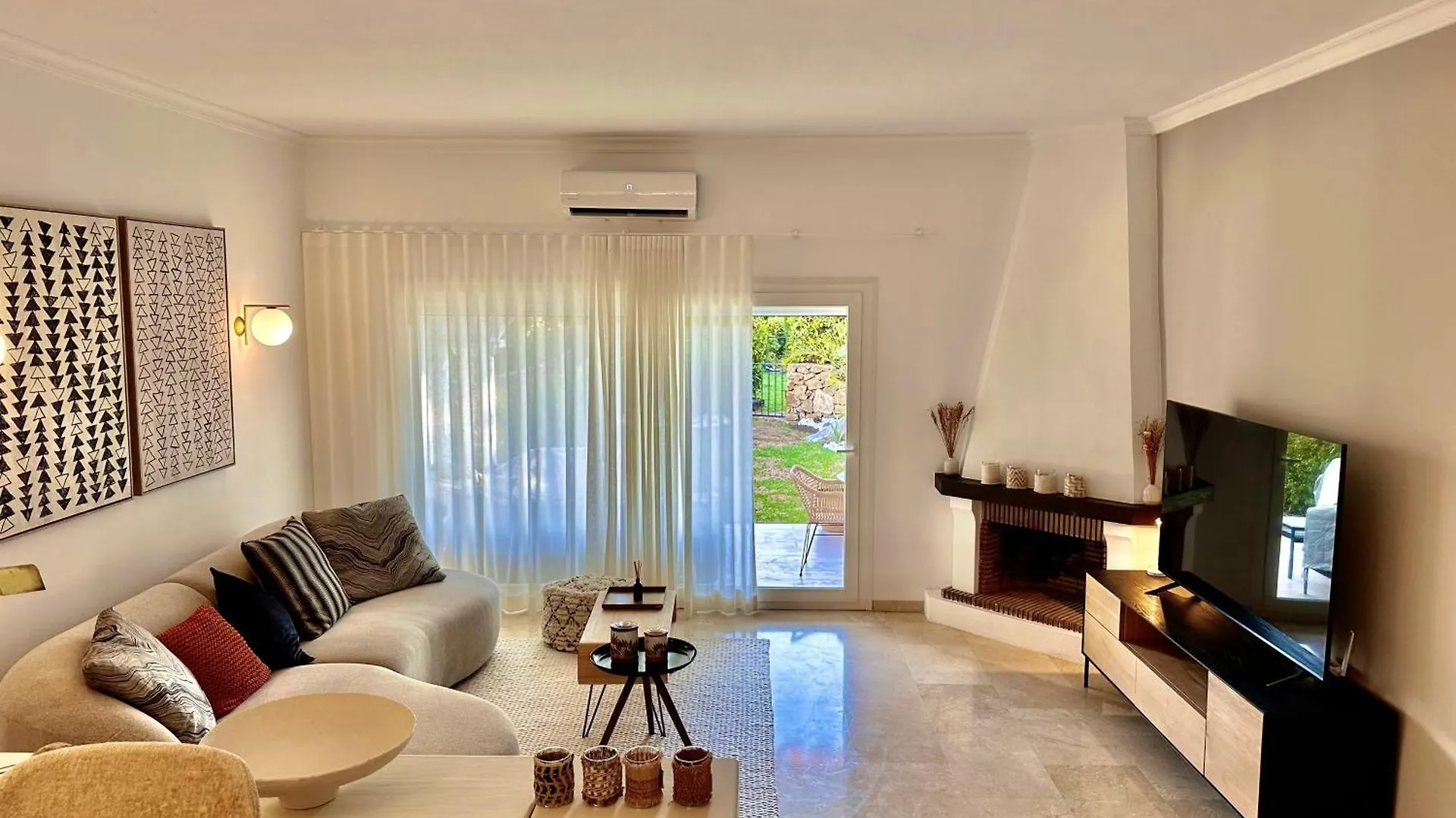 Magnifique Town House 2 Ch , 2 Sdb Sur Un Golf Villa Estepona Spain