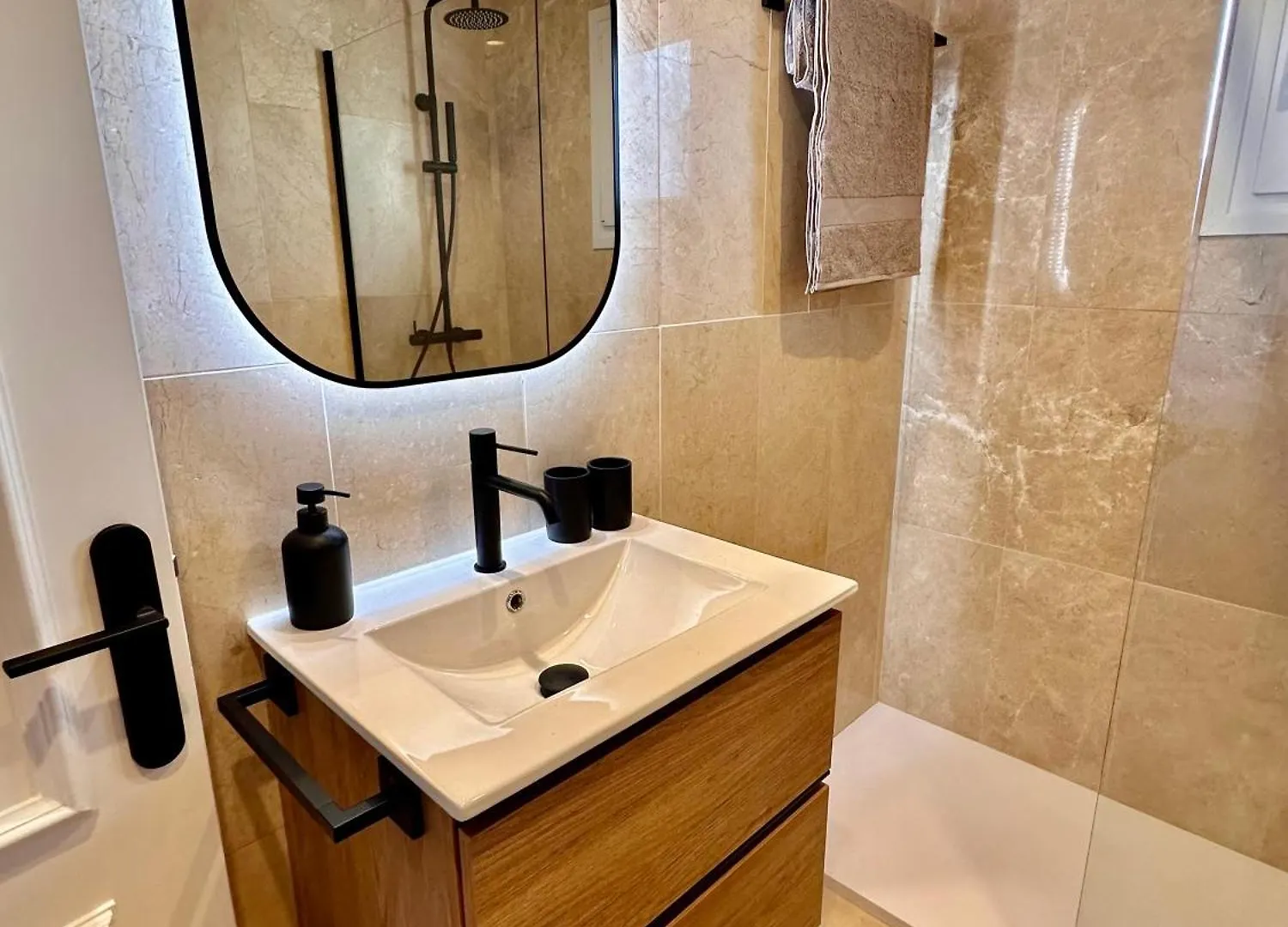Magnifique Town House 2 Ch , 2 Sdb Sur Un Golf Villa Estepona Holiday home