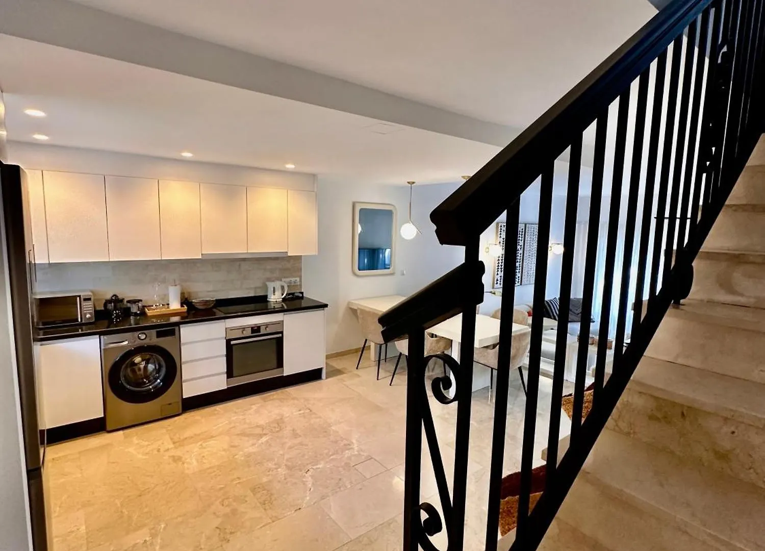 Holiday home Magnifique Town House 2 Ch , 2 Sdb Sur Un Golf Villa Estepona